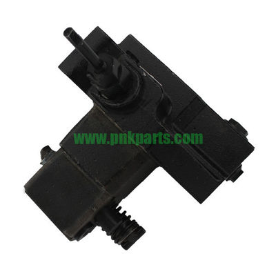 RE181544 JD Tractor Parts Manifold   Agricuatural Machinery Parts